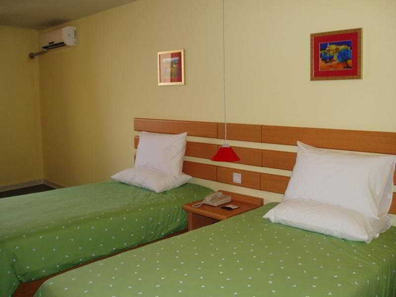 Home Inn Чанчунь Экстерьер фото